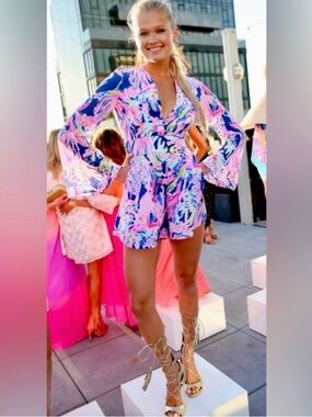 NWT Lilly Pulitzer Gloria Romper 2